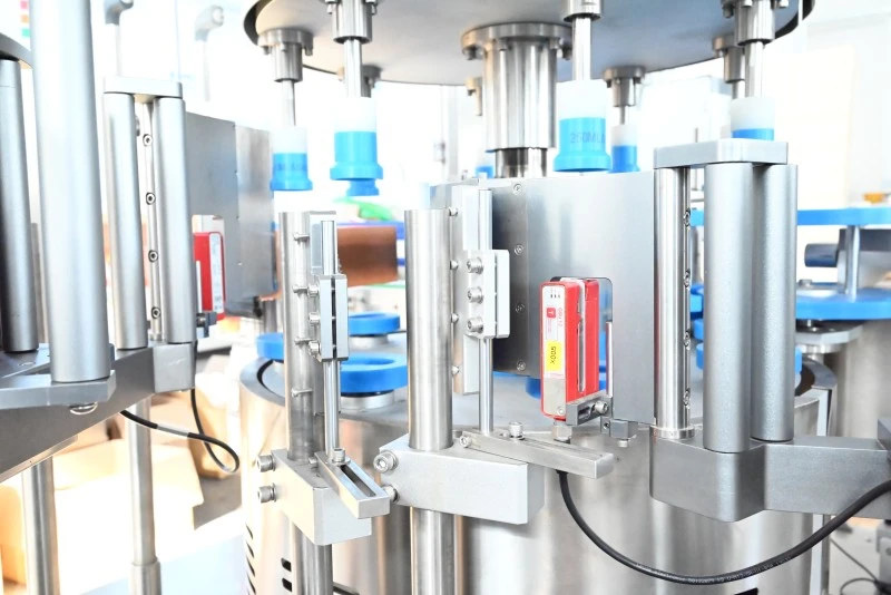 Square Food Jar Labeling Machine